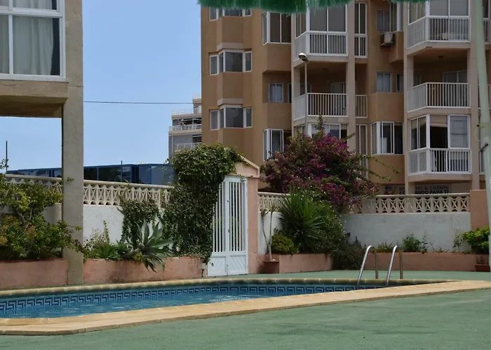 Edificio Hernando Ii Apartment *